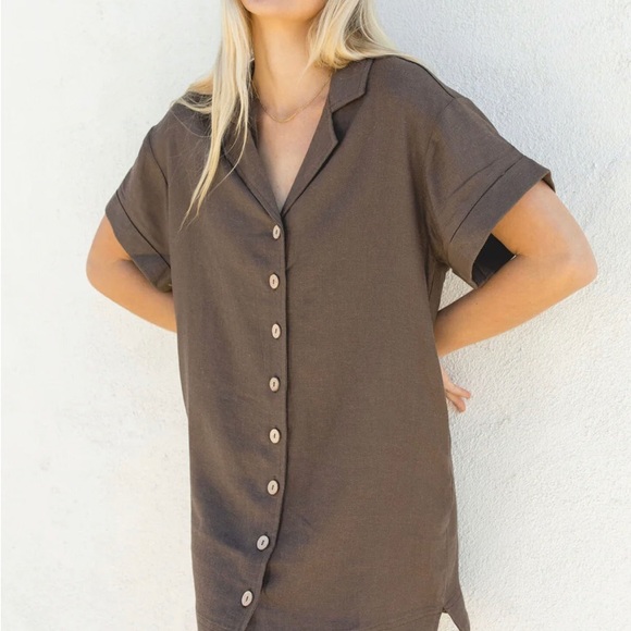 solai the label Dresses & Skirts - Solai the label valley linen blend button down dress